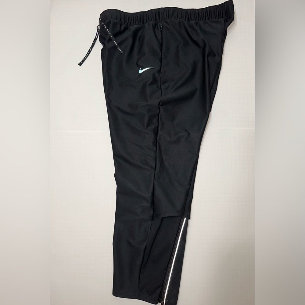 New Nike Run Division Shield Reflective Running Pants Black Woman’s XL - Picture 3 of 10